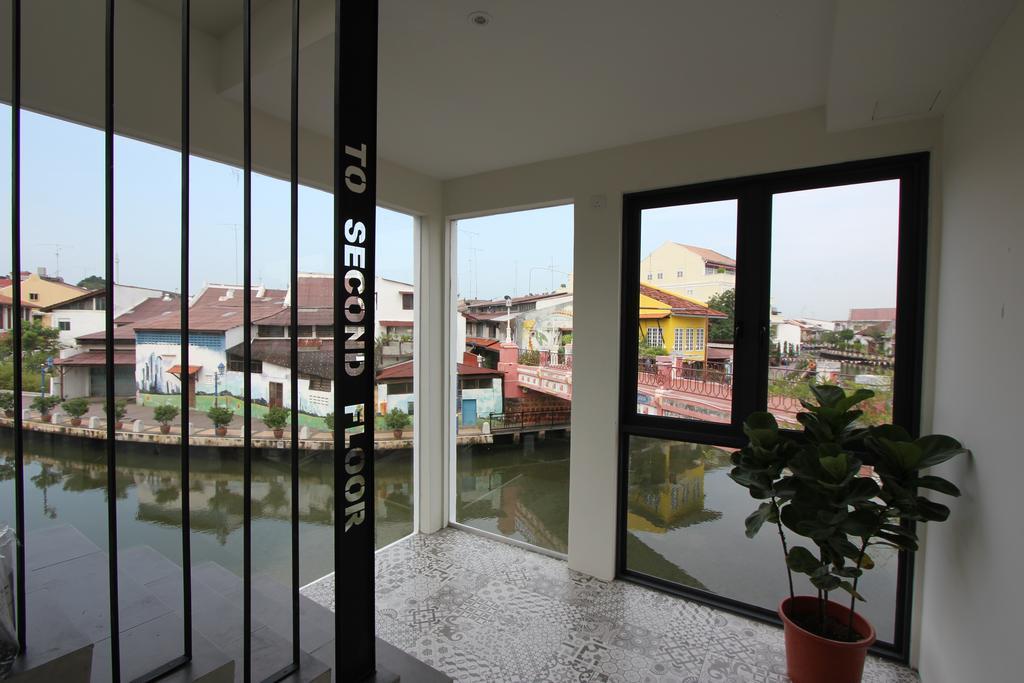Backyard Rio Melaka Apartment Exterior photo